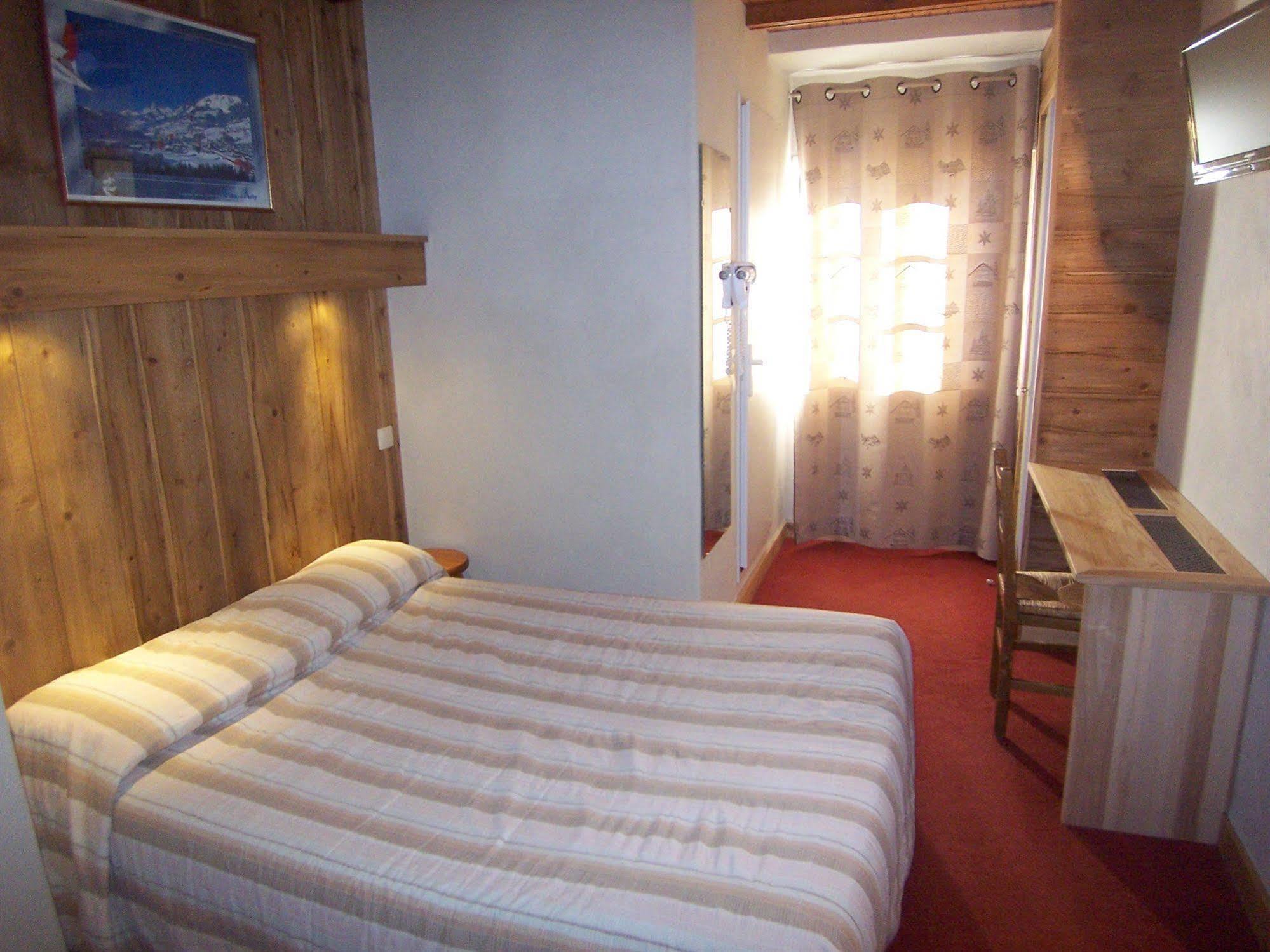 Hotel Les Bernards Praz-sur-Arly Εξωτερικό φωτογραφία