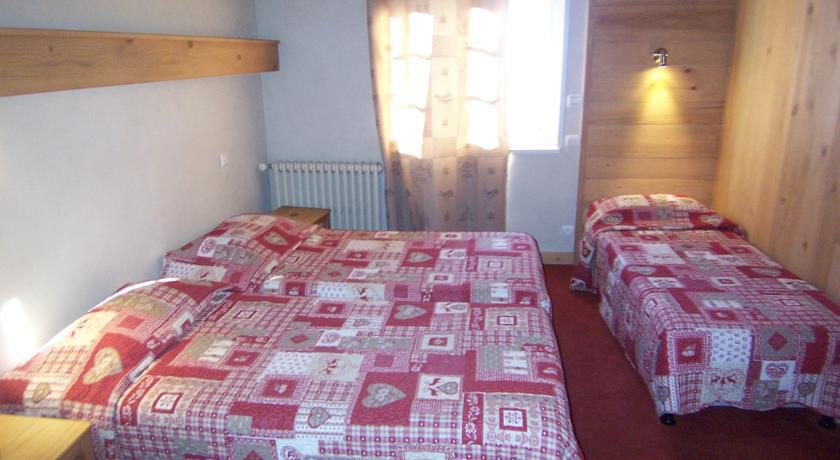 Hotel Les Bernards Praz-sur-Arly Δωμάτιο φωτογραφία